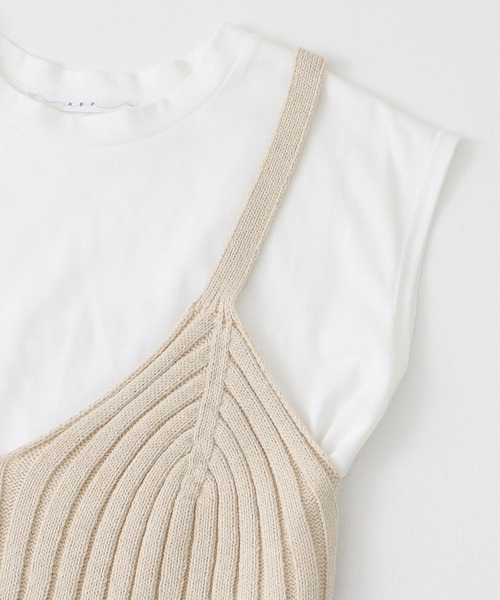 KBF(ケイビーエフ)の「ニットキャミソール付ノースリーブTシャツ(Tシャツ/カットソー・レディース・ブルー/ベージュ/オリーブ・ONE)」の20枚目の写真