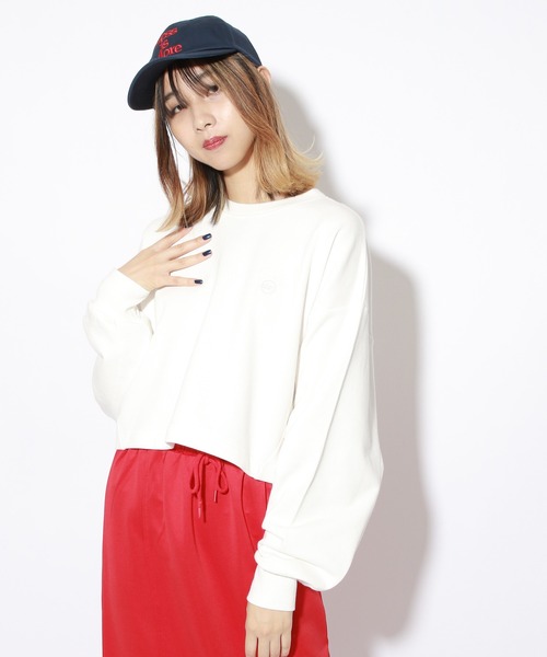 PBLIM(ページボーイリム)の「【PAGEBOYLIM】カラーショートスウェット(スウェット・レディース・ホワイト/ブラック/パープル/レッド/グリーン・FREE)」の2枚目の写真