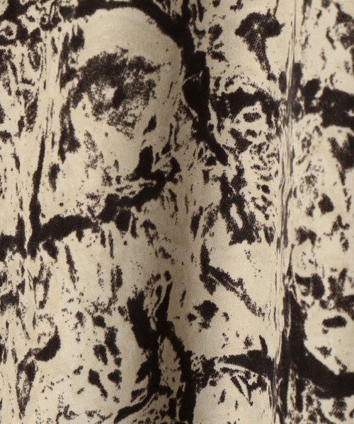 NICOLE white（ニコルホワイト）の「ボカシ柄バンドカラークレリックシャツ（シャツ/ブラウス・レディース・グレー系/ベージュ系・FREE）」の13枚目の写真