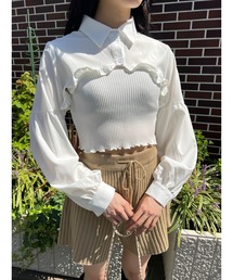 ショートフリルブラウス