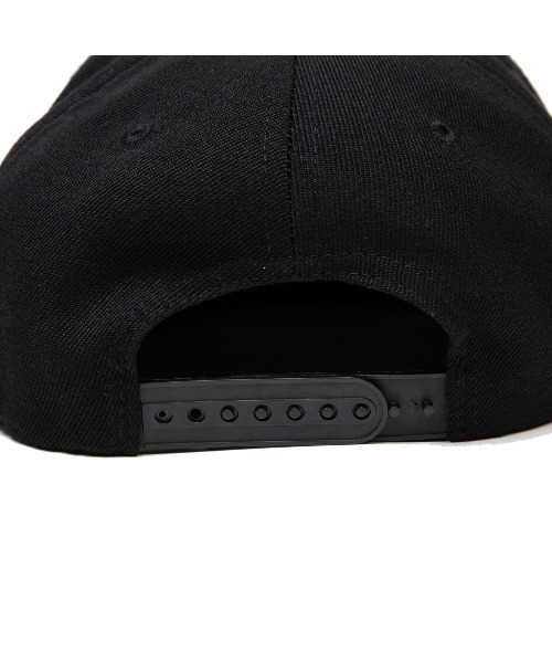 BOUNTY HUNTER（バウンティーハンター）の「BxH BH X NIKO Snap Back Cap（キャップ・メンズ・ブラック×ホワイト/ブラック×イエロー・FREE）」の9枚目の写真