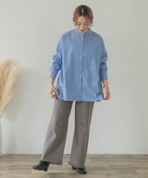 ITEMS URBANRESEARCH（アイテムズ アーバンリサーチ）の「ルーズスタンドカラーシャツ（シャツ/ブラウス・レディース・ブルー/ライトブルー/ベージュ/オフホワイト・FREE）」の16枚目の写真