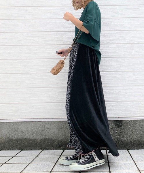 Q(キュー)の「レオパードバイカラーマイクロプリーツスカート(スカート・レディース・ブラック系その他2/ブラック系その他・MEDIUM)」の7枚目の写真