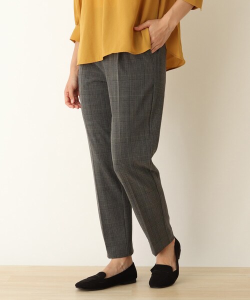 DRESKIP(ドレスキップ)の「◆フルストレッチイージーケアテーパードパンツ(その他パンツ・レディース・ブラック/サンドベージュ/ライトパープル/キャメル/ブラック系1/ダークブラウン系1・01/02/03/04)」の3枚目の写真