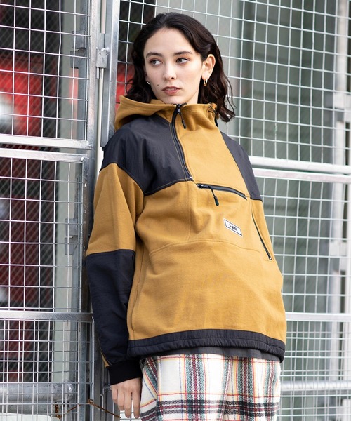 X-girl（エックスガール）の「MOUNTAIN SWEAT HOODIE（パーカー・レディース・ベージュ/ブラック・M/S）」の2枚目の写真