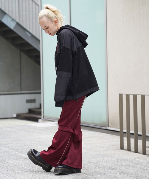 X-girl（エックスガール）の「MOUNTAIN SWEAT HOODIE（パーカー・レディース・ベージュ/ブラック・M/S）」の7枚目の写真