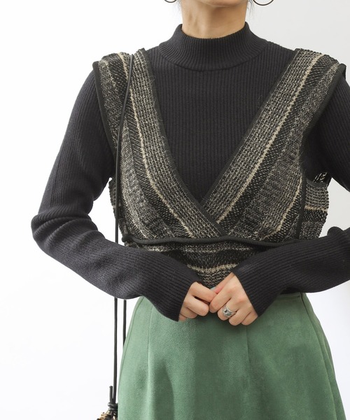 COLONY 2139(コロニートゥーワンスリーナイン)の「モヘヤ混ジャガード柄ニットビスチェ(セットアップ対応)(ベスト・レディース・ブラック/グレイッシュベージュ/グリーン/パープル・FREE)」の5枚目の写真