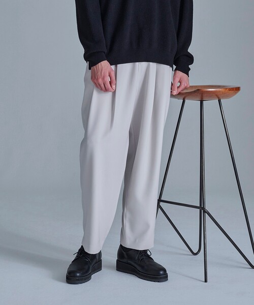 tk.TAKEO KIKUCHI（ティーケータケオキクチ）の「◆ドレープツータックパンツ（その他パンツ・メンズ・ブラック/ダークブラウン/ナチュラル・01/02/03）」の3枚目の写真
