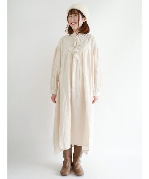 Samansa Mos2（サマンサ モスモス）の「胸元キルトワンピース（ワンピース・レディース・ブラック/ピンク/イエロー/グリーン/キナリ・ﾌﾘ-）」の2枚目の写真