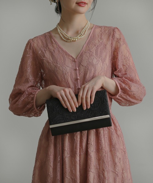 Kana（カナ）の「レース刺繍 シンプル スクエア 3Way パーティーバッグ 結婚式 お呼ばれ オケージョン（ショルダーバッグ・レディース・シルバー/ブラック/ベージュ・フリー）」の11枚目の写真