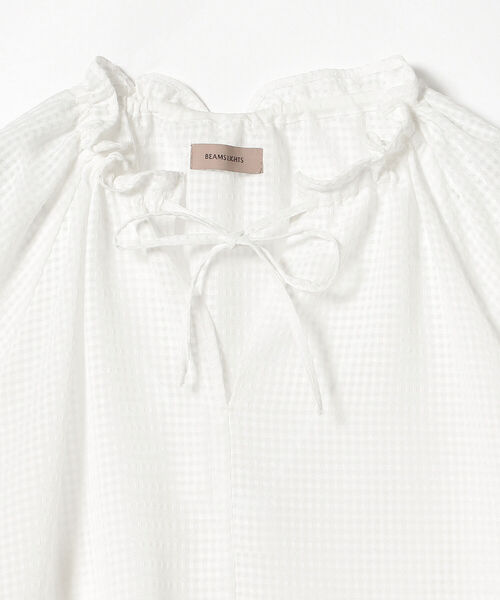 BEAMS LIGHTS（ビームスライツ）の「BEAMS LIGHTS / シャドウ チェック ギャザー ブラウス（シャツ/ブラウス・レディース・ホワイト/ブラック・ONE SIZE）」の13枚目の写真