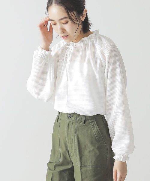 BEAMS LIGHTS（ビームスライツ）の「BEAMS LIGHTS / シャドウ チェック ギャザー ブラウス（シャツ/ブラウス・レディース・ホワイト/ブラック・ONE SIZE）」の21枚目の写真