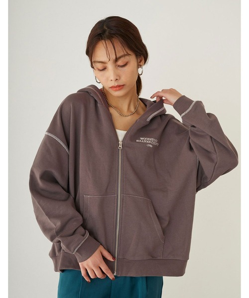 179/WG(イチナナキュウダブルジー)の「配色ステッチフルジップパーカー(パーカー・レディース・チャコールグレー/グレー/グリーン・FREE)」の2枚目の写真