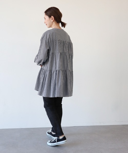 AMERICAN HOLIC（アメリカンホリック）の「ティアードボリュームチュニック（シャツ/ブラウス・レディース・オフホワイト/サックスブルー/チェック・M/L）」の13枚目の写真