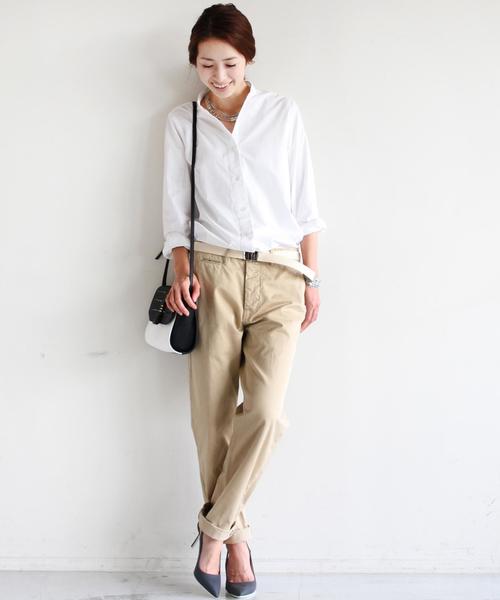 BEAUTY&YOUTH UNITED ARROWS（ビューティーアンドユースユナイテッドアローズ）の「BYTU チノセルヴィッジパンツ ◆（チノパンツ・レディース・オフホワイト/ブラック/ベージュ/コバルトブルー・27inch/29inch/28inch）」の16枚目の写真