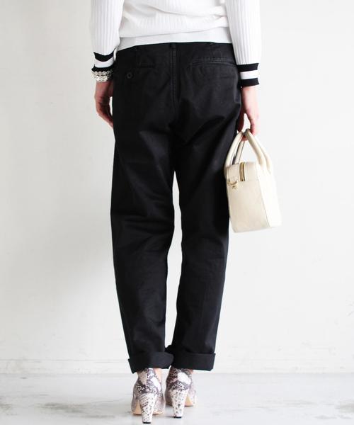 BEAUTY&YOUTH UNITED ARROWS（ビューティーアンドユースユナイテッドアローズ）の「BYTU チノセルヴィッジパンツ ◆（チノパンツ・レディース・オフホワイト/ブラック/ベージュ/コバルトブルー・27inch/29inch/28inch）」の10枚目の写真