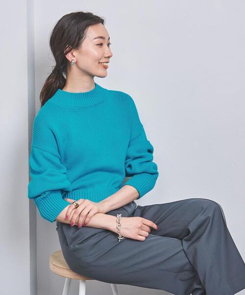 UNITED ARROWS(ユナイテッドアローズ)の「<UNITED ARROWS>C/N ボトルネック ショート ニット W(ニット/セーター・レディース・ホワイト/ライトブルー/ブラック・FREE)」の10枚目の写真