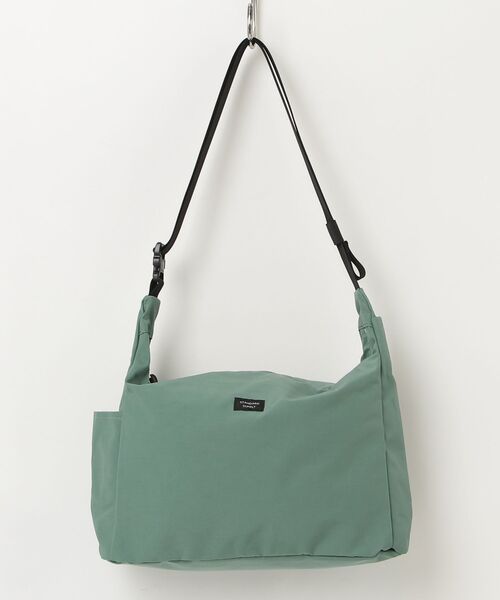 STANDARD SUPPLY(スタンダードサプライ)の「STANDARD SUPPLY/スタンダードサプライ トライアングルショルダー TRIANGLE SHOULDER(ショルダーバッグ・レディース・ナチュラル/グレー/ブラック/コバルトブルー/ネイビー/グレイッシュベージュ/チャコールグレー/サンドベージュ/ブラウン/ケリーグリーン/アイボリー/グレイッシュブルー/ライトパープル/モカ/ダークブラウン/ミント・FREE)」の11枚目の写真