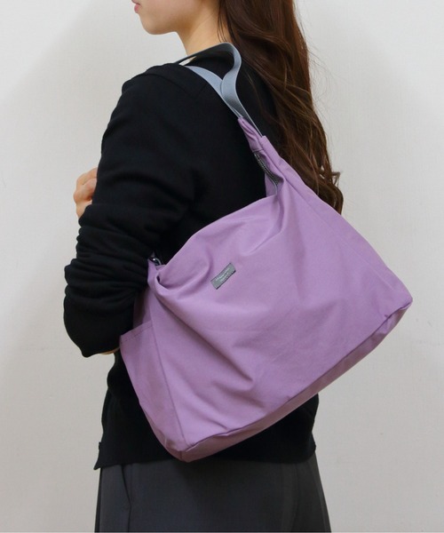 STANDARD SUPPLY(スタンダードサプライ)の「STANDARD SUPPLY/スタンダードサプライ トライアングルショルダー TRIANGLE SHOULDER(ショルダーバッグ・レディース・ナチュラル/グレー/ブラック/コバルトブルー/ネイビー/グレイッシュベージュ/チャコールグレー/サンドベージュ/ブラウン/ケリーグリーン/アイボリー/グレイッシュブルー/ライトパープル/モカ/ダークブラウン/ミント・FREE)」の16枚目の写真