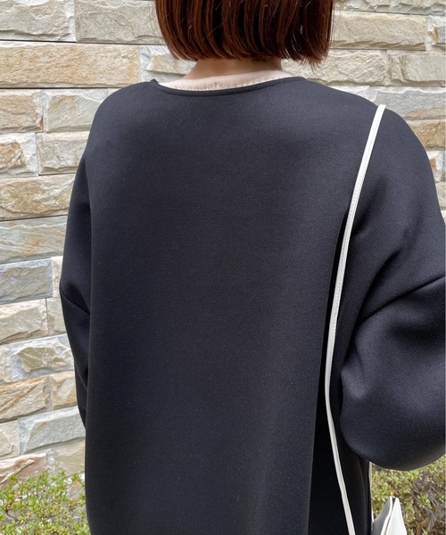 Meli rich(メリーリッチ)の「カットポンチノーカラージャケット(ノーカラージャケット・レディース・ブラック/アイボリー/グレイッシュベージュ・MEDIUM)」の4枚目の写真