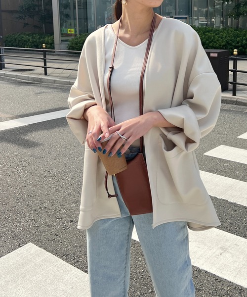 Meli rich(メリーリッチ)の「カットポンチノーカラージャケット(ノーカラージャケット・レディース・ブラック/アイボリー/グレイッシュベージュ・MEDIUM)」の9枚目の写真