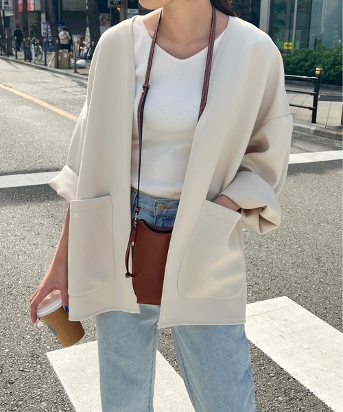 Meli rich(メリーリッチ)の「カットポンチノーカラージャケット(ノーカラージャケット・レディース・ブラック/アイボリー/グレイッシュベージュ・MEDIUM)」の10枚目の写真