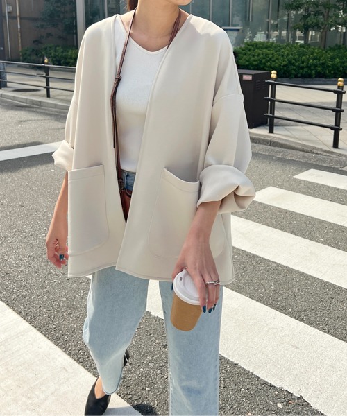 Meli rich(メリーリッチ)の「カットポンチノーカラージャケット(ノーカラージャケット・レディース・ブラック/アイボリー/グレイッシュベージュ・MEDIUM)」の11枚目の写真