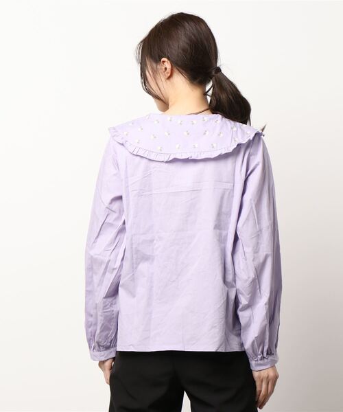 ehka sopo（エヘカソポ）の「飛び刺繍衿ブラウス（シャツ/ブラウス・レディース・オフホワイト/ラベンダー/キナリ・ﾌﾘ-）」の5枚目の写真