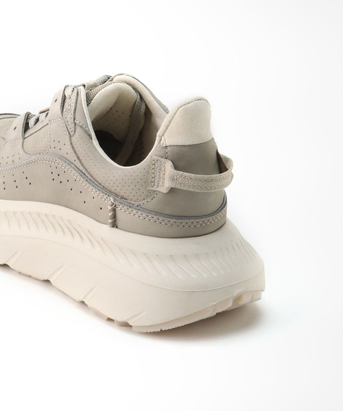 セール】【UGG / アグ】CA805 V2 NUBUCK（スニーカー）｜UGG