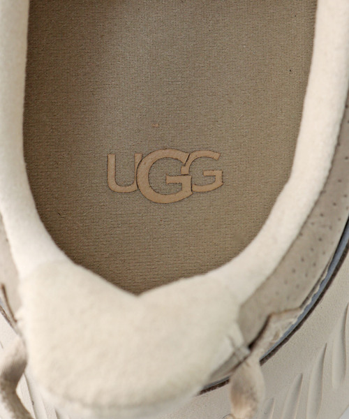 UGG(アグ)の「【UGG / アグ】CA805 V2 NUBUCK(スニーカー・メンズ・ベージュ・100/9/XX-SMALL)」の4枚目の写真