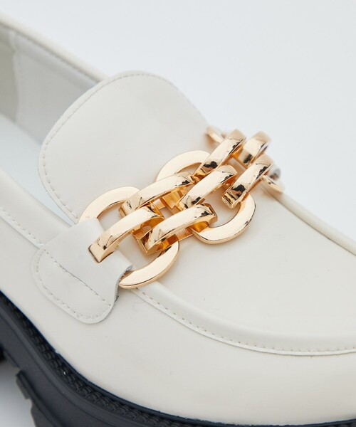 UNITED TOKYO（ユナイテッドトウキョウ）の「チェーンパンプローファー（ローファー・レディース・ホワイト/ブラック・2/3/1）」の17枚目の写真