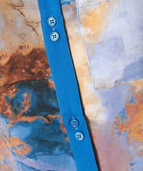 A de a.v.v（アードアー・ヴェ・ヴェ）の「ビッグ襟柄シャツ（シャツ/ブラウス・レディース・イエロー/ブルー・38/36）」の13枚目の写真