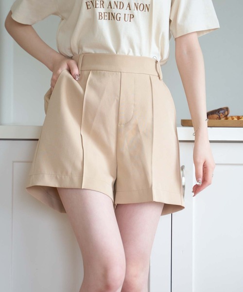 WEGO（ウィゴー）の「WEGO/ピンタックショートパンツ（その他パンツ・レディース・ブラック/アイボリー/ベージュ・FREE）」の3枚目の写真