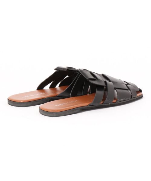 Riberry（リベリー）の「編み込みスリッパサンダル/グルカスリッパサンダル（サンダル・レディース・ホワイト/ブラック/ブラウン・MEDIUM/LARGE）」の4枚目の写真