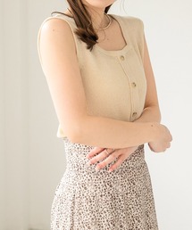 Heather（ヘザー）の「スクエアボタンニットタンク　288261（タンクトップ）」