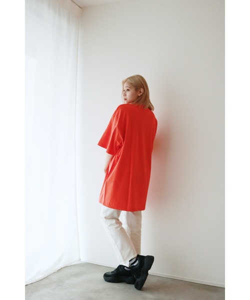 sevens(セブンズ)の「【sevens】5.6oz 無地カラーBIG Tシャツ オーバーサイズ(Tシャツ/カットソー・レディース・イエロー/ロイヤルブルー/パープル/ダークブラウン/カーキ系/ネイビー/サックスブルー/ライトベージュ/ミックスグレー/オレンジ系その他/グリーン/レッド/ブラック/ラベンダー/ピンク/ホワイト・XX-LARGE)」の18枚目の写真