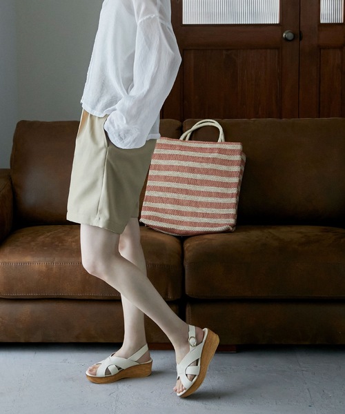 Fashion Letter(ファッションレター)の「日本製編み込み風デザインウェッジサンダル 痛くないサンダル(サンダル・レディース・マスタード/ダークベージュ/ホワイト/ブラック・LL/L/M/S)」の8枚目の写真