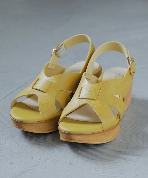 Fashion Letter(ファッションレター)の「日本製編み込み風デザインウェッジサンダル 痛くないサンダル(サンダル・レディース・マスタード/ダークベージュ/ホワイト/ブラック・LL/L/M/S)」の14枚目の写真