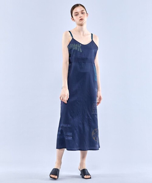 FILL THE BILL（フィルザビル）の「【FILL THE BILL(フィルザビル)】フラワーバッグプリントドレス 210-221018（ドレス・レディース・ホワイト/ネイビー・1/2）」の14枚目の写真