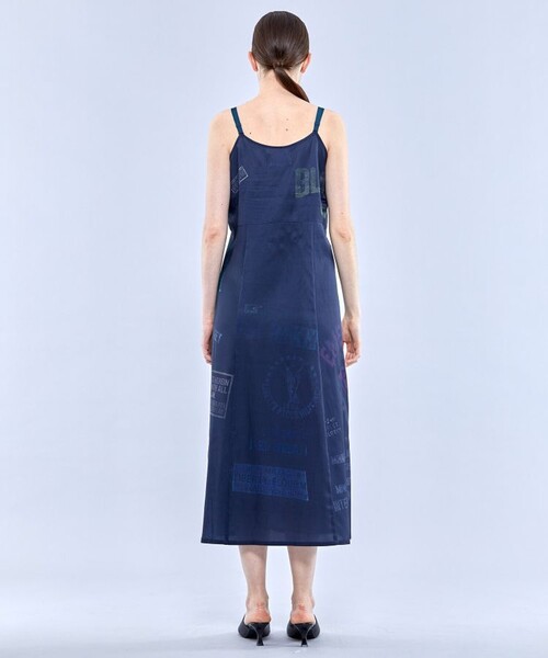 FILL THE BILL（フィルザビル）の「【FILL THE BILL(フィルザビル)】フラワーバッグプリントドレス 210-221018（ドレス・レディース・ホワイト/ネイビー・1/2）」の17枚目の写真