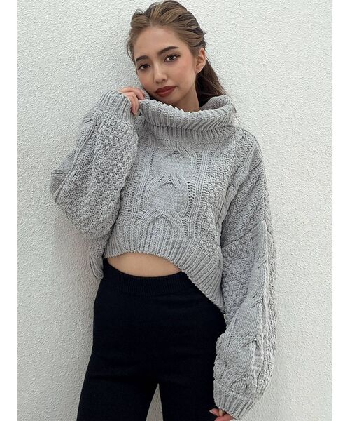 GYDA(ジェイダ)の「タートルネック モールヤーンケーブルショートニットトップス(ニット/セーター・レディース・アイボリー/チャコールグレー/オリーブ・FREE)」の15枚目の写真