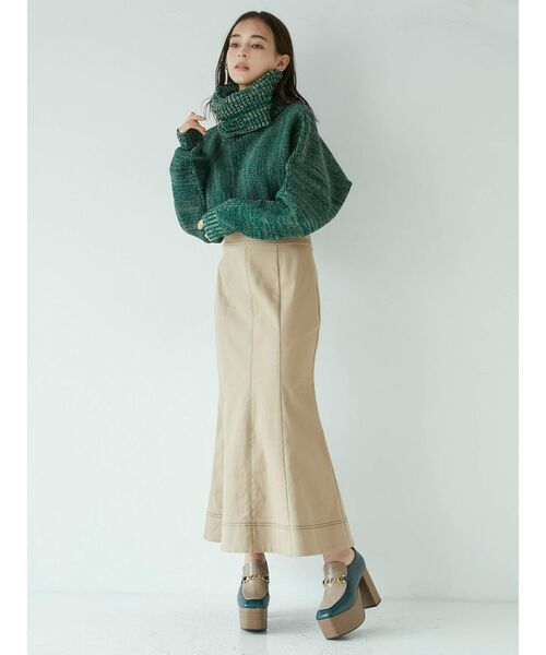 MURUA（ムルーア）の「BIGタートルニットプルオーバー（ニット/セーター・レディース・ブラック/ベージュ/ネイビー/グリーン/モカ・FREE）」の7枚目の写真