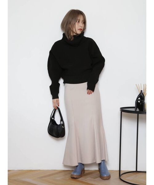 MURUA（ムルーア）の「BIGタートルニットプルオーバー（ニット/セーター・レディース・ブラック/ベージュ/ネイビー/グリーン/モカ・FREE）」の15枚目の写真