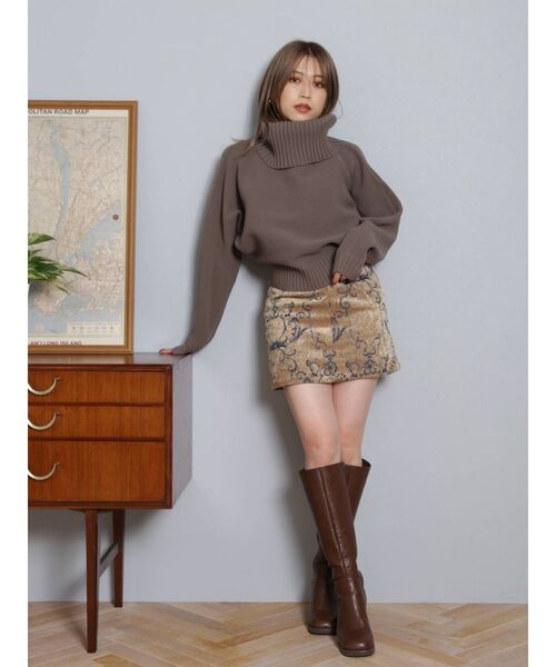 MURUA（ムルーア）の「BIGタートルニットプルオーバー（ニット/セーター・レディース・ブラック/ベージュ/ネイビー/グリーン/モカ・FREE）」の8枚目の写真