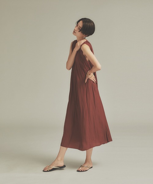 qualite（カリテ）の「【WEB･一部店舗限定】ギャザーワンピース（ワンピース・レディース・ブラウン/スミクロ・36/38）」の21枚目の写真