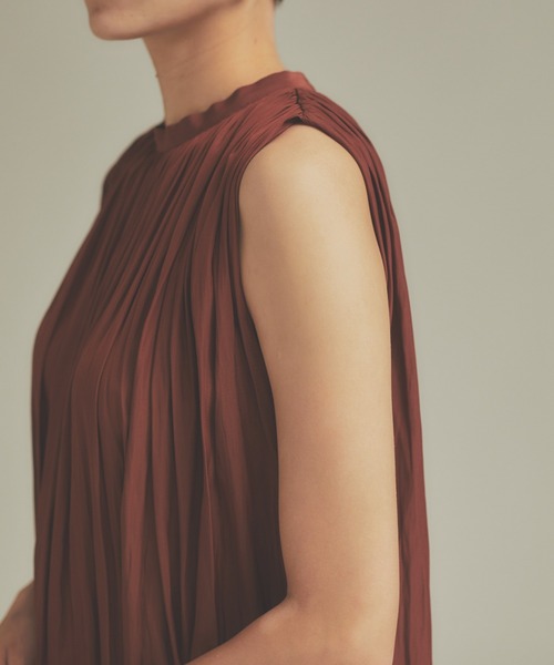 qualite（カリテ）の「【WEB･一部店舗限定】ギャザーワンピース（ワンピース・レディース・ブラウン/スミクロ・36/38）」の16枚目の写真