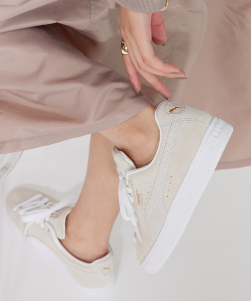 Juze（ジュゼ）の「【PUMAコラボ】SUEDE CLASSICS XXI VIS JUNRed（スニーカー・レディース・グレー系その他・23.5cm/24.5cm/24.0cm）」の2枚目の写真