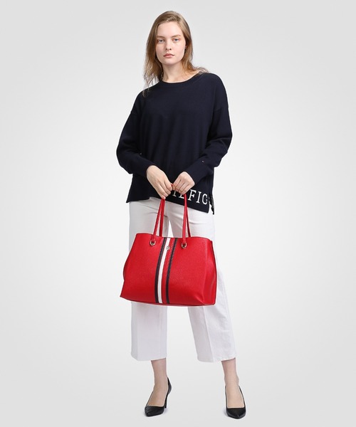 TOMMY HILFIGER(トミーヒルフィガー)の「グローバルストライプトートバッグ(トートバッグ・レディース・レッド/ネイビー・FREE)」の9枚目の写真