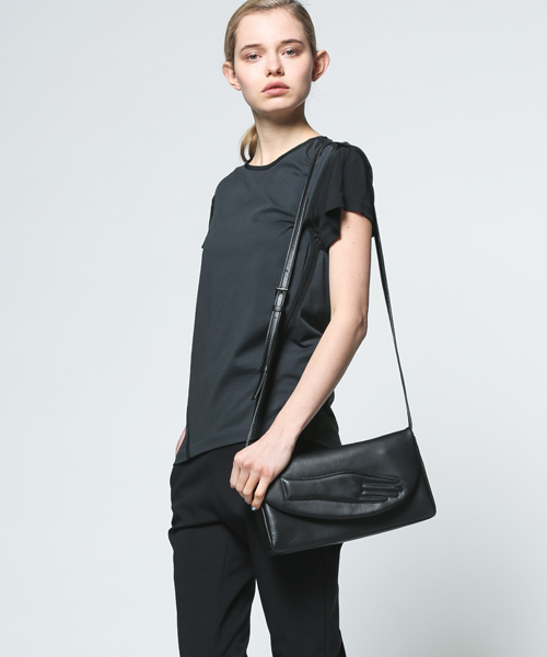 discord Yohji Yamamoto（ディスコード　ヨウジヤマモト）の「Cache-Cache Main　カシュカシュ・マン　バッグ（ショルダーバッグ・レディース・ブラック・FREE）」の9枚目の写真
