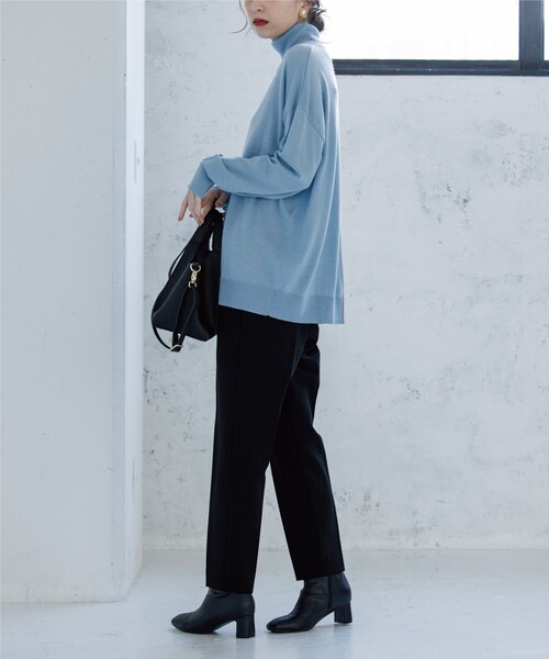 OPAQUE.CLIP（オペークドットクリップ）の「◆【ネオサーモ】ストレッチツイル イージーテーパードパンツ（その他パンツ・レディース・ブラック/グリーン/チャコールグレー/ライトグレー/パープル系/イエロー・36/40/38/42/34）」の7枚目の写真